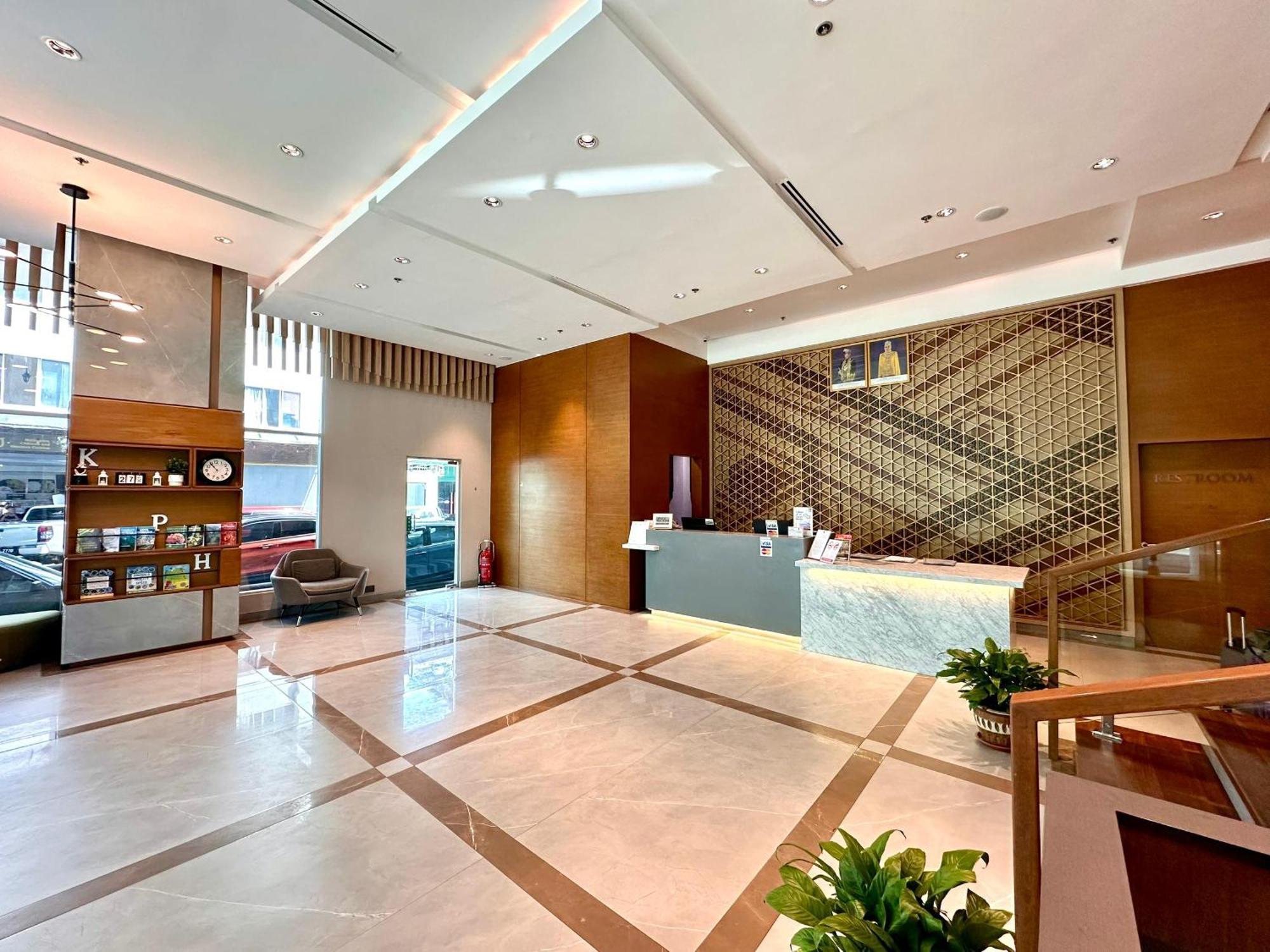 King Park Hotel Kota Kinabalu Exterior foto